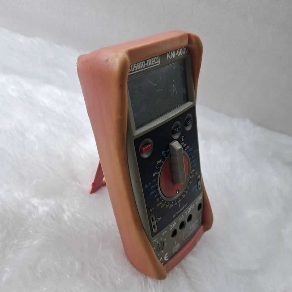 USED KUSAM-MECO KM-6030 DIGITAL MULTIMETER NO BATTERY INCLUDED